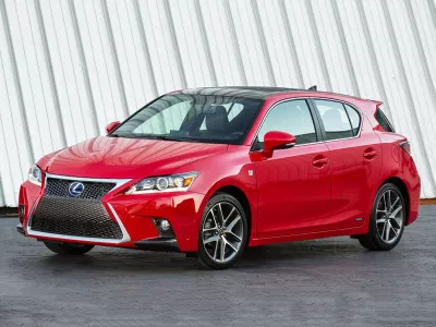 123oto THAY KÍNH XE Ô TÔ Lexus CT 200 tận nơi